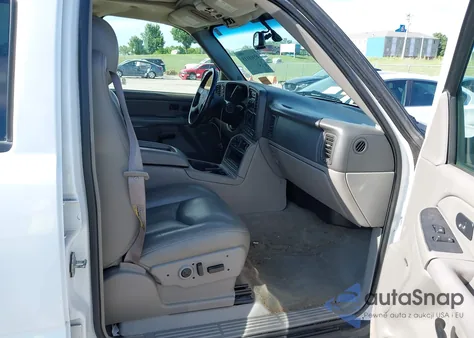 2005 Chevrolet Tahoe Z71 from USA, damaged, VIN 1GNEK13T45R221624